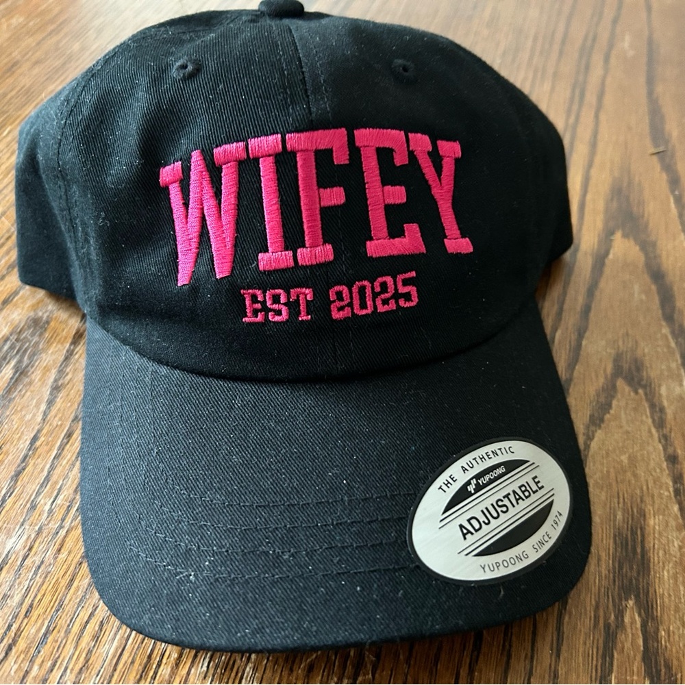 Black 'Wifey' Adjustable Cap